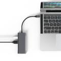 Immagine di USB-C Hub 7 in 1 grigio