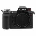 Panasonic Lumix DC-S1R con objetivo Lumix S 24-105mm 4.0 Macro OIS (DC-S1RME-K) negro