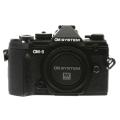 OM System OM-5 negro