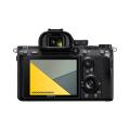 Sony Alpha 7 III con obiettivo Sony SEL FE 4,0/24-70 mm ZA OSS nero
