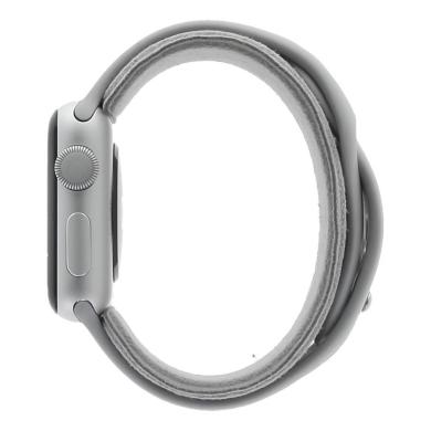 Apple Watch Series 2 Aluminiumgehäuse silber 38mm mit Nike+ Sportarmband silber/volt aluminium silber