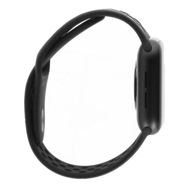 Apple Watch Series 4 Nike+ GPS + Cellular 40mm aluminium gris bracelet sport noir