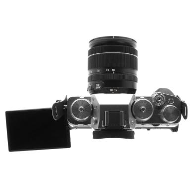 Fujifilm X-T4 con objetivo XF 18-55mm 1:2.8-4.0 R LM OIS plata