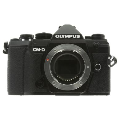 Olympus OM-D E-M5 Mark III con Objetivo M.Zuiko digital ED 12-45mm 4.0 PRO