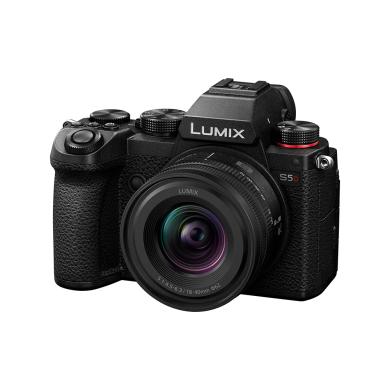 Panasonic Lumix DC-S5D con objectivo Lumix S 18-40mm 4.5-6.3 negro - Reacondicionado: como nuevo | 30 meses de garantía | Envío gratuito