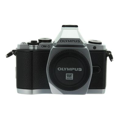 Olympus OM-D E-M5 (Kit con M.Zuiko Digital ED 12-50mm) plata