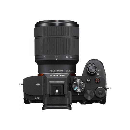 Sony Alpha 7 IV con obiettivo FE 28-70mm 3.5-5.6 OSS Body