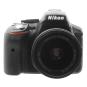 Nikon D5300 con obiettivo AP-F VR 18-55mm nero
